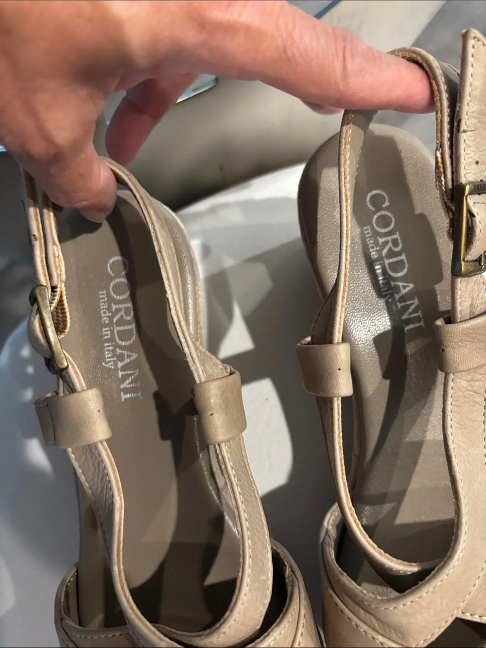Cordani Leather Taupe  Platform Sandals size 41 or size 10.  Paid $195 Preowned